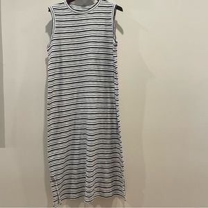 Universal Thread Black and Cream Striped Sleeveless Maxi Dress